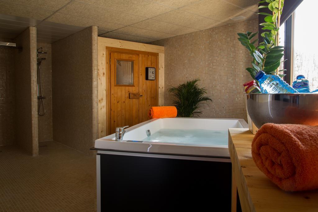 Hotel & Spa Entre Pinos-Adults Only إس كالو المظهر الخارجي الصورة