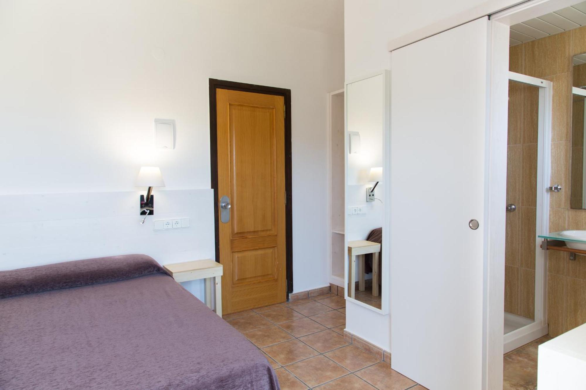 Hotel & Spa Entre Pinos-Adults Only إس كالو الغرفة الصورة