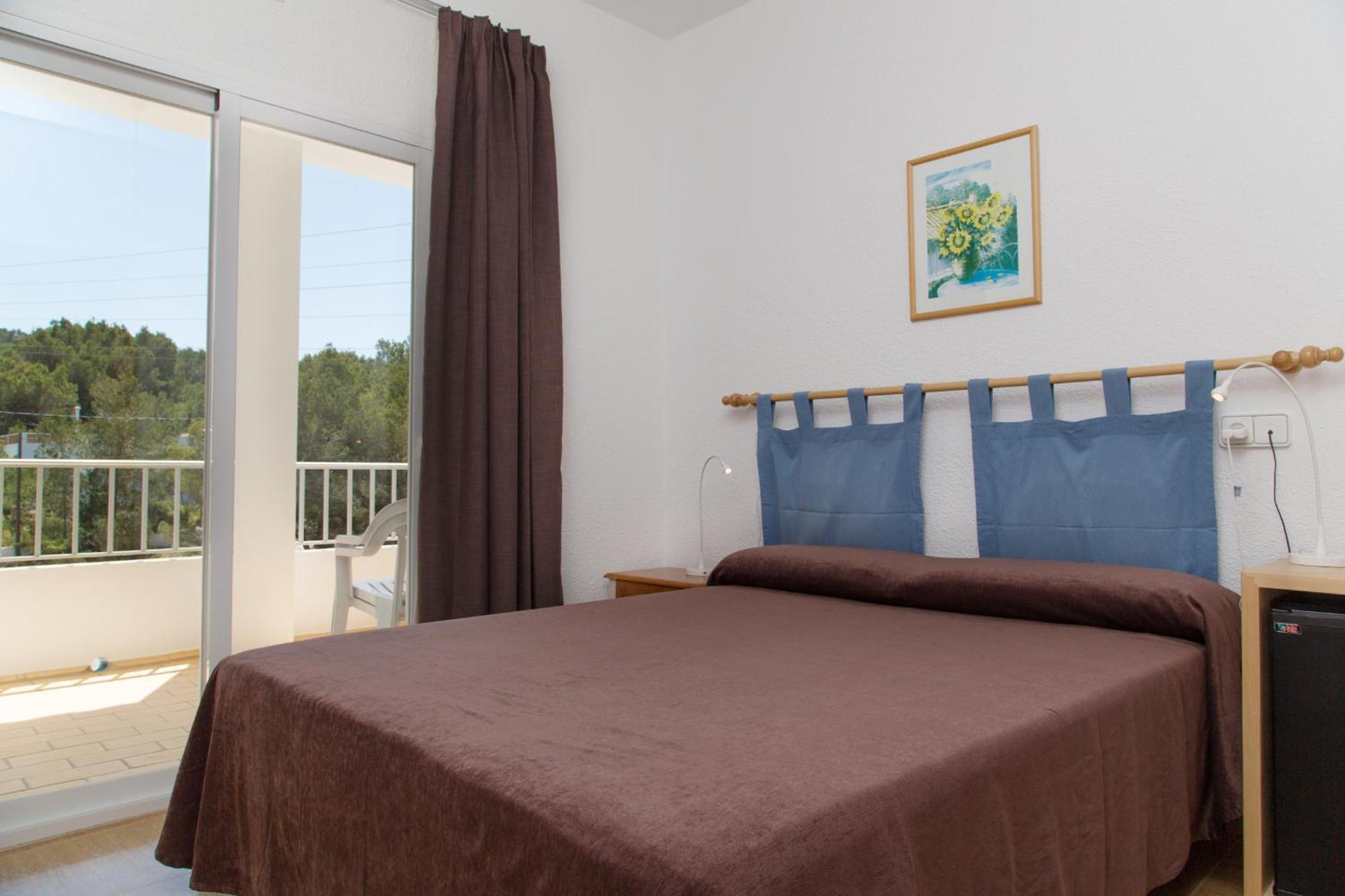Hotel & Spa Entre Pinos-Adults Only إس كالو الغرفة الصورة