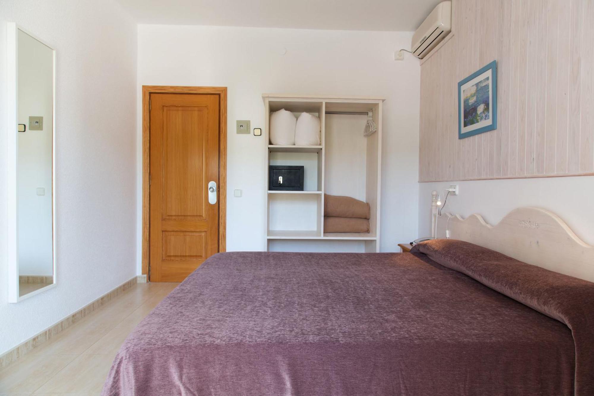 Hotel & Spa Entre Pinos-Adults Only إس كالو الغرفة الصورة